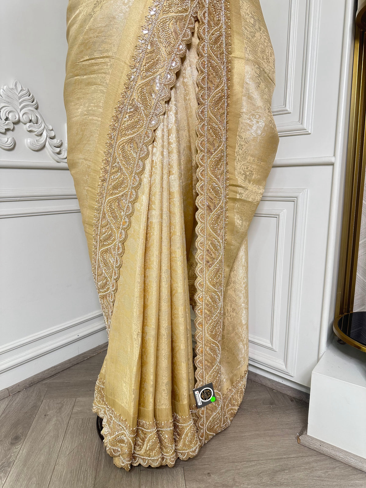 Golden saree by Mamta Saree - pallu drape