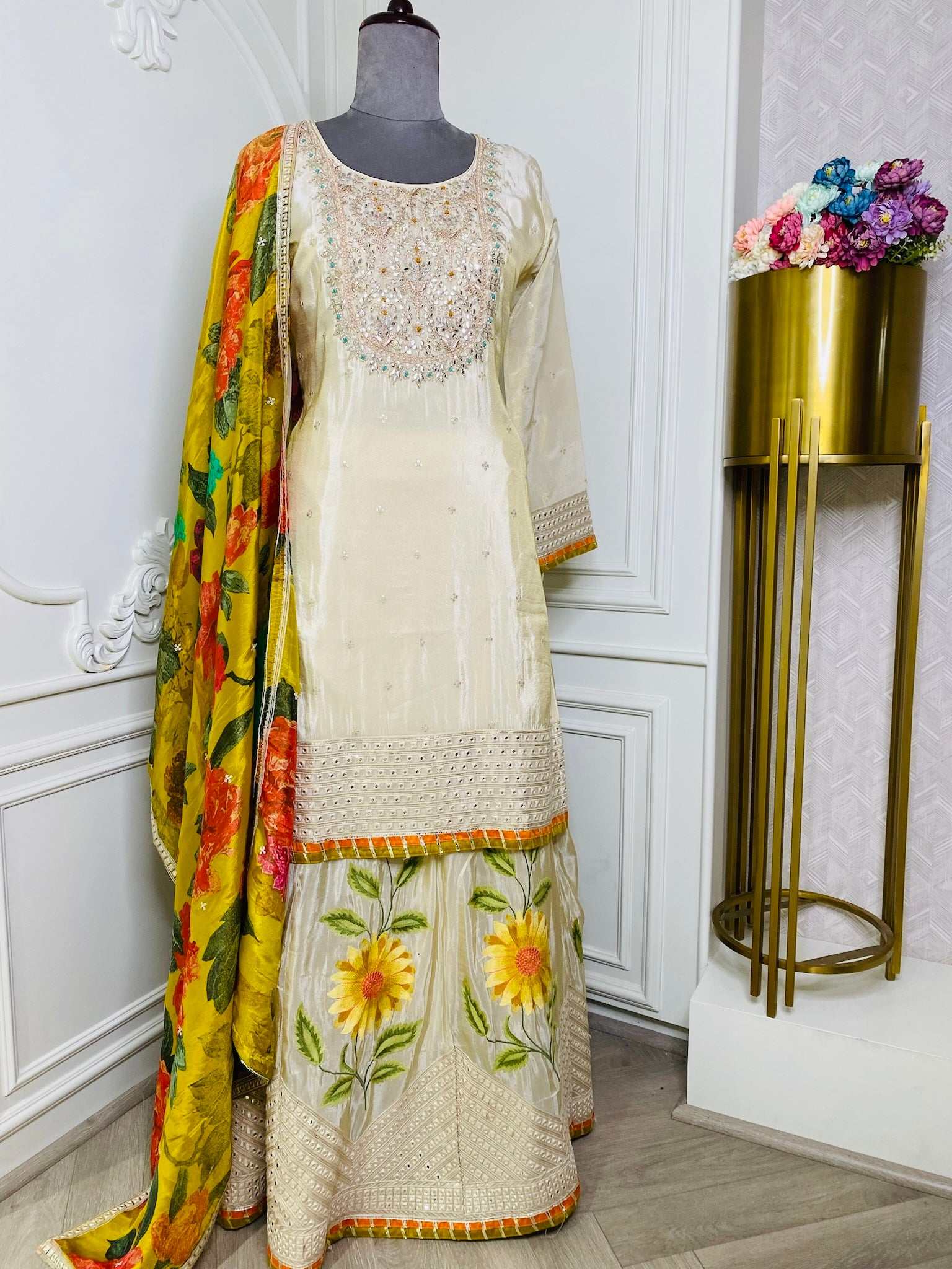 Chic Off-White Skirt Set with Floral Dupatta