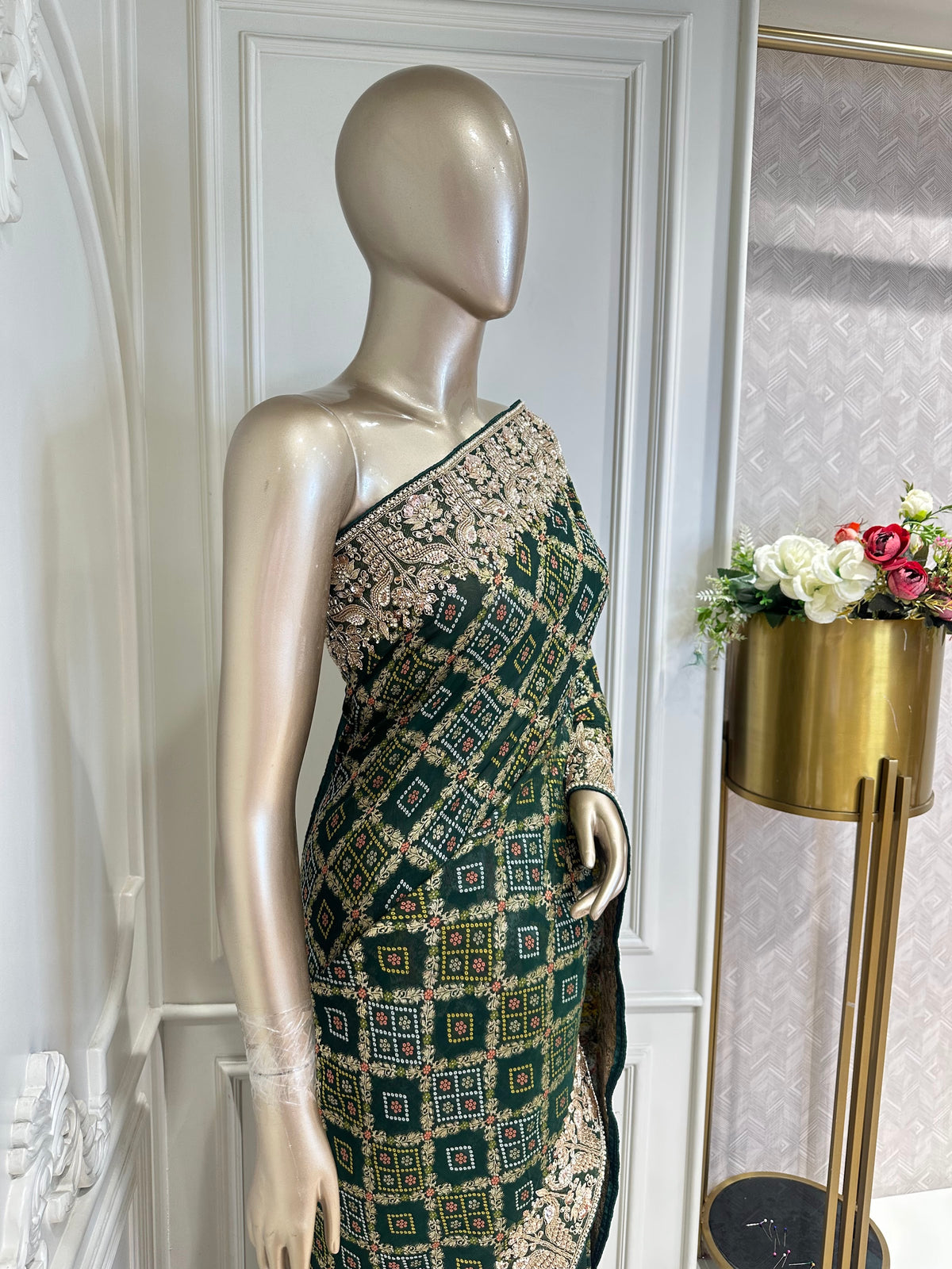 Bottle green saree by Mamta Saree - border detail
