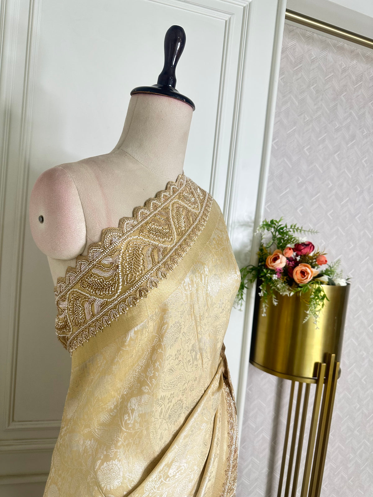 Golden saree by Mamta Saree - border detail