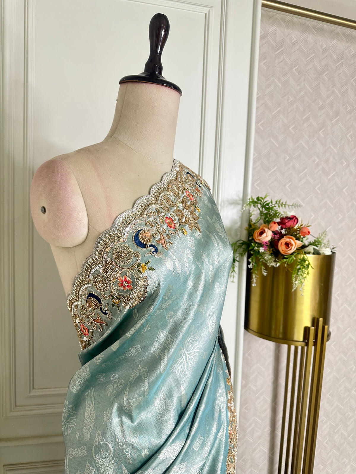 Blue saree by Mamta Saree - border detail