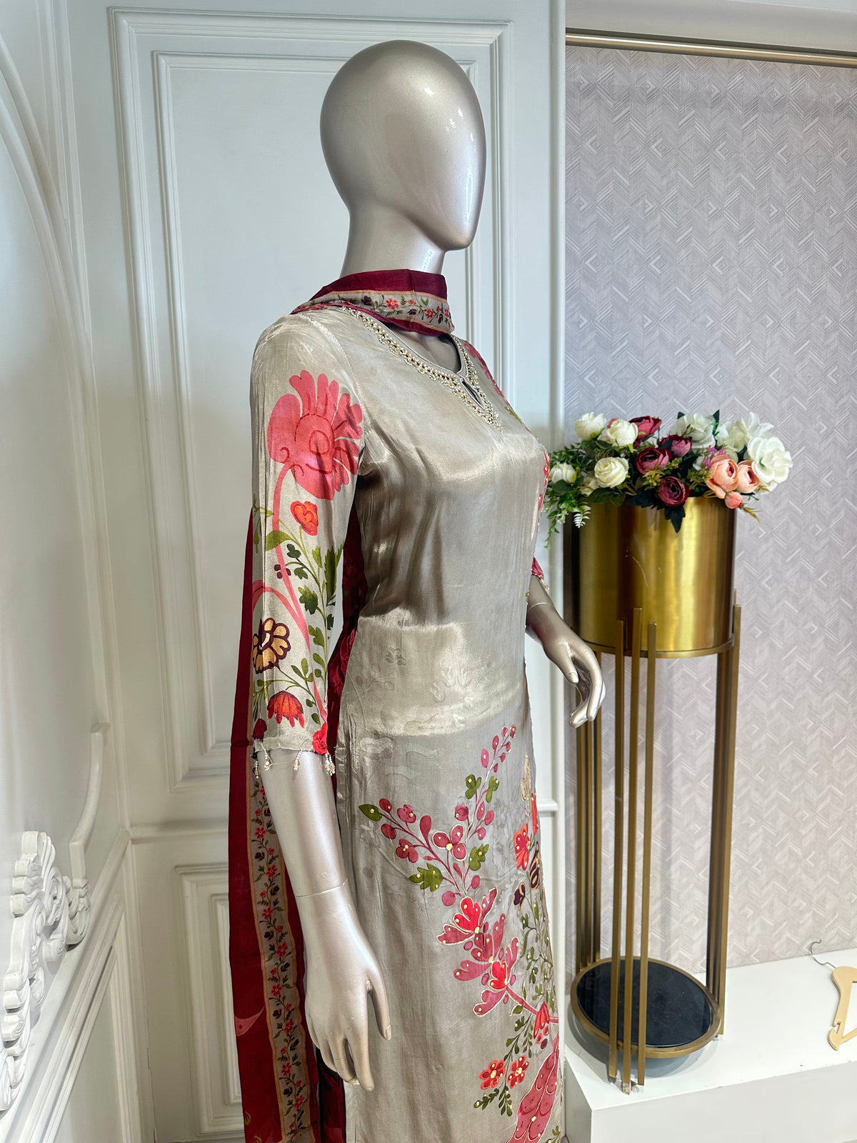 ivory suit set by Mamta Saree - embroidery detail