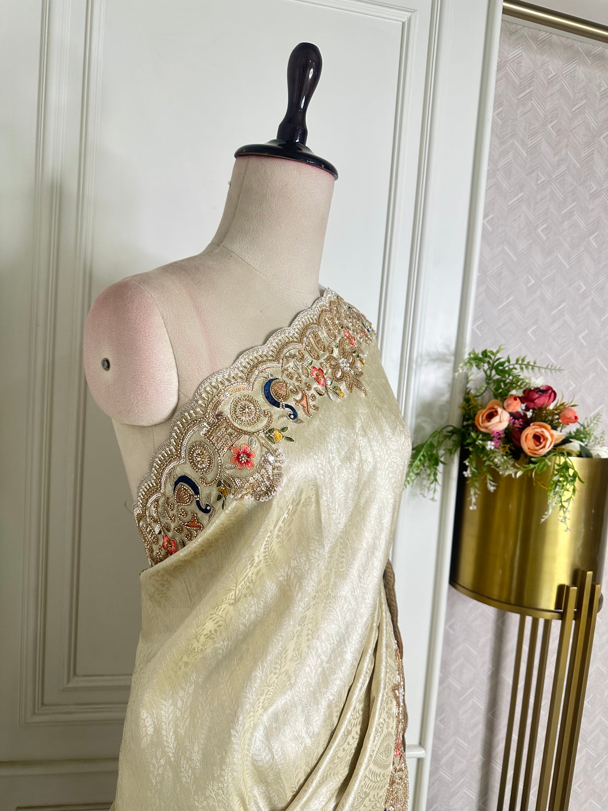 Butter yellow saree by Mamta Saree - border detail
