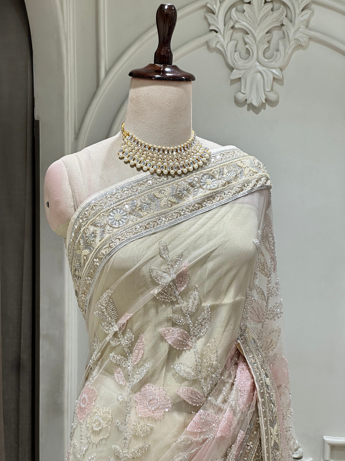 Ivory Saree by Mamta Saree - close-up view 3
