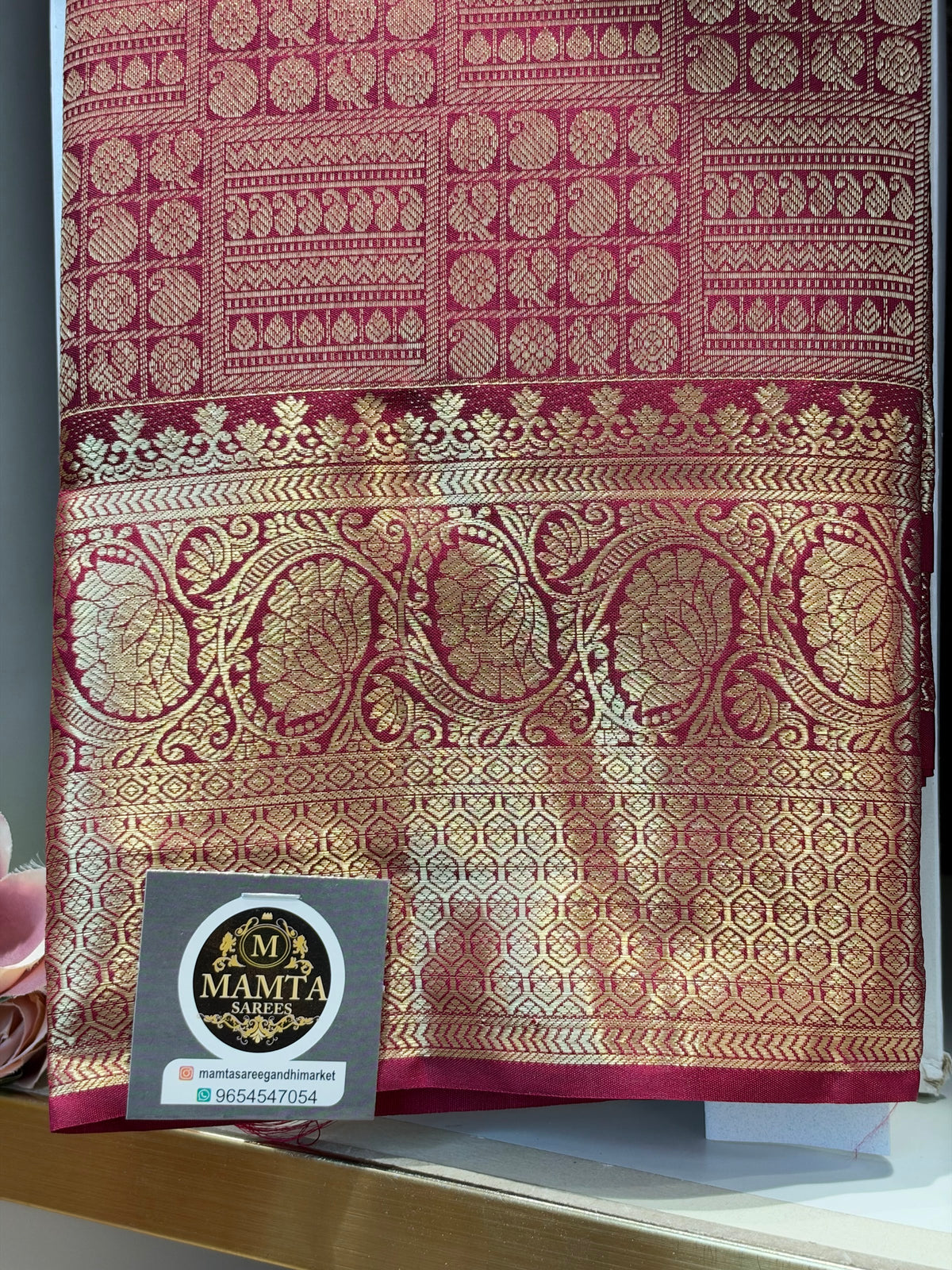 wine saree by Mamta Saree - border detail