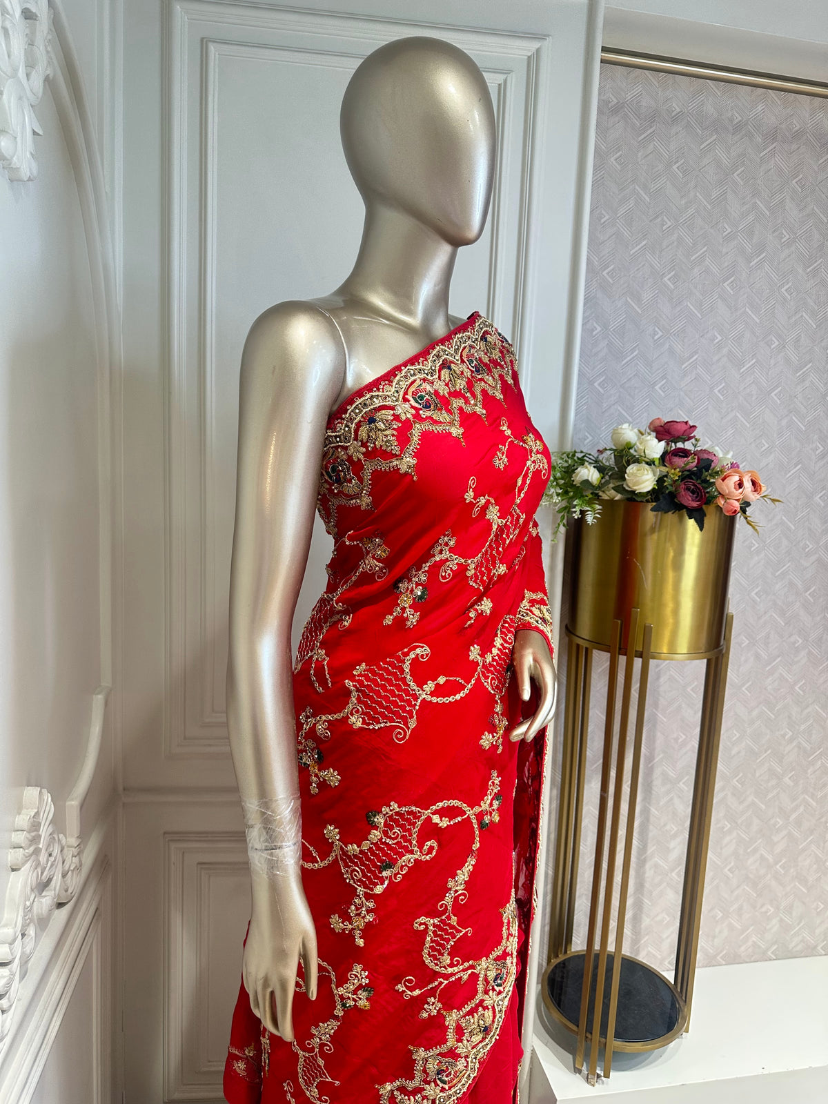 red bridal saree by Mamta Saree - pallu detail