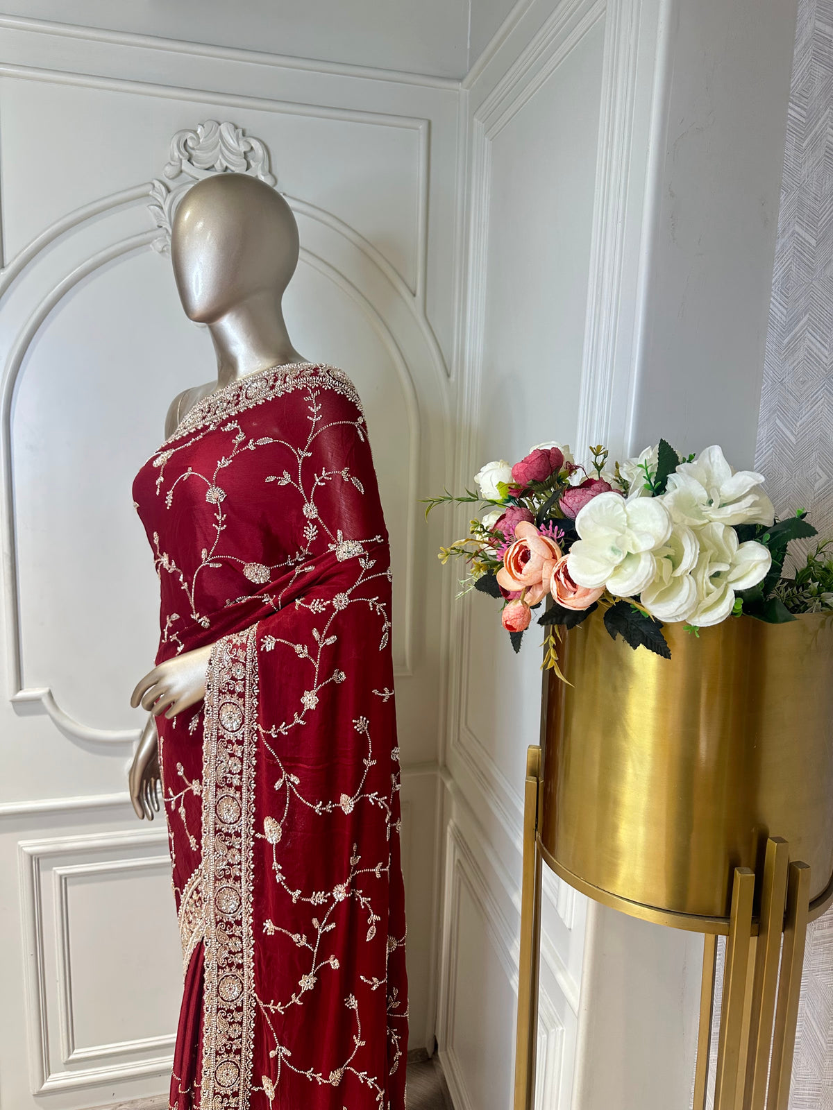 deep maroon saree by Mamta Saree - border detail