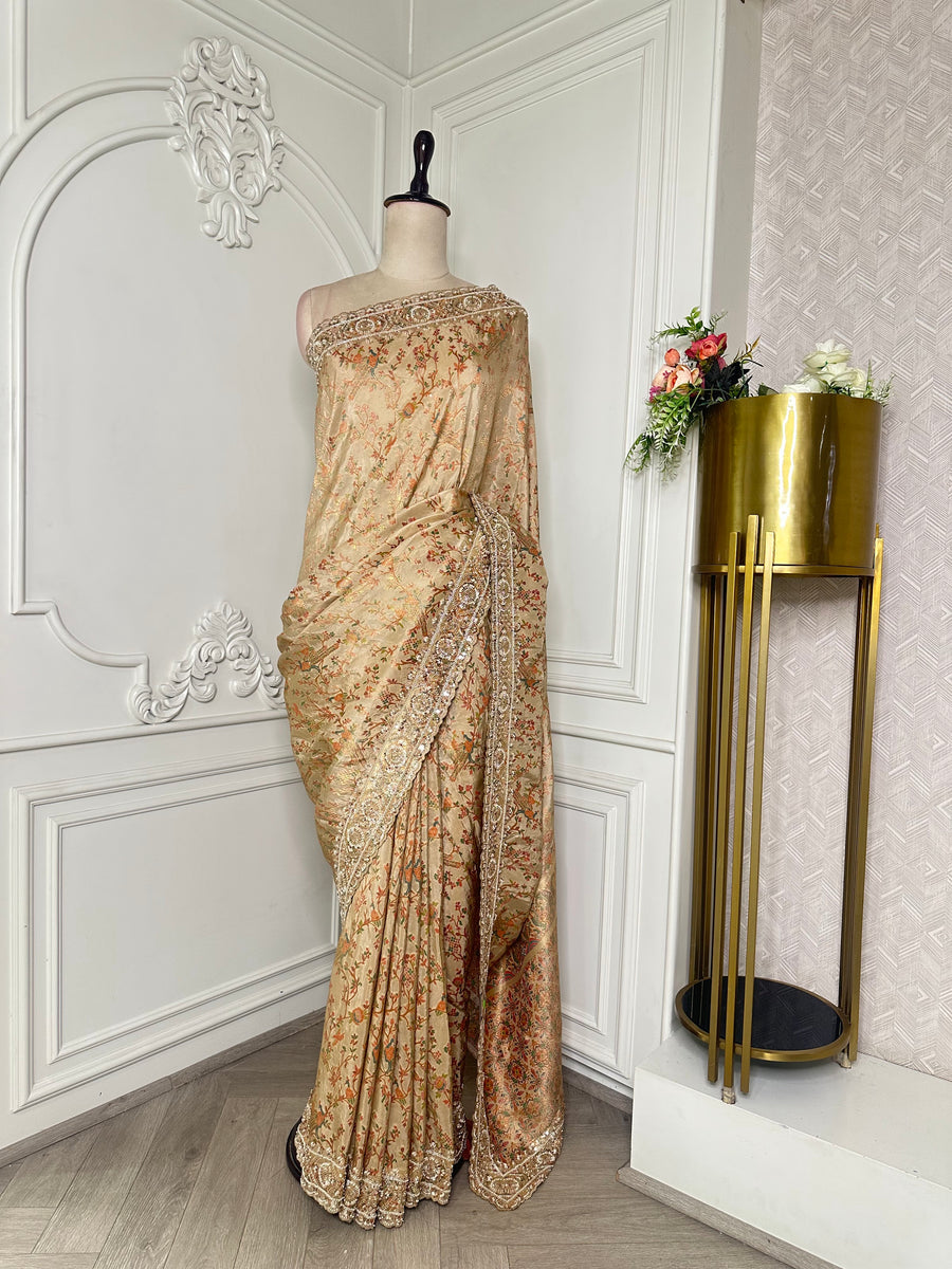 Golden saree by Mamta Saree - full drape