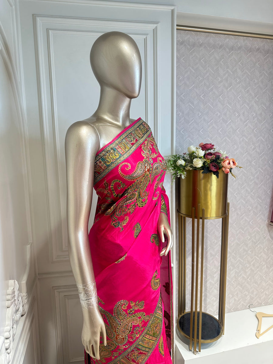 rani pink saree by Mamta Saree - border detail