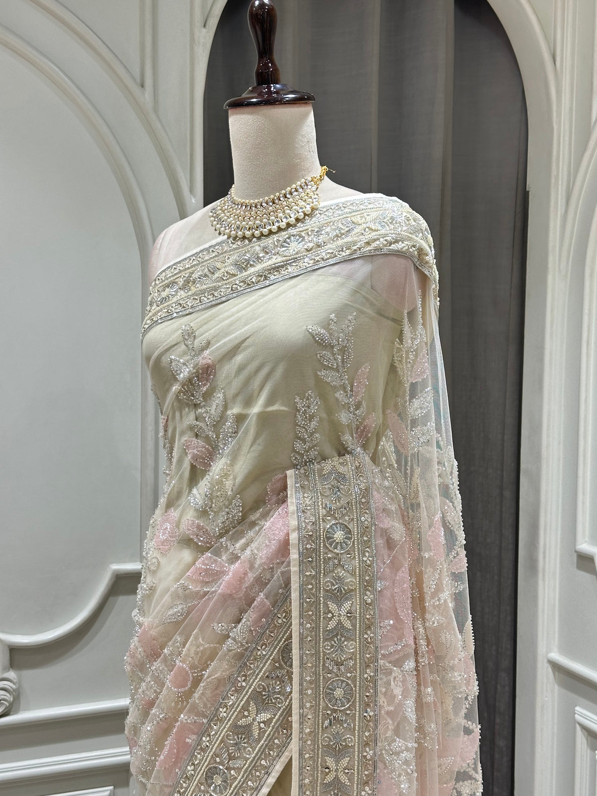 Ivory Saree by Mamta Saree - close-up view 2