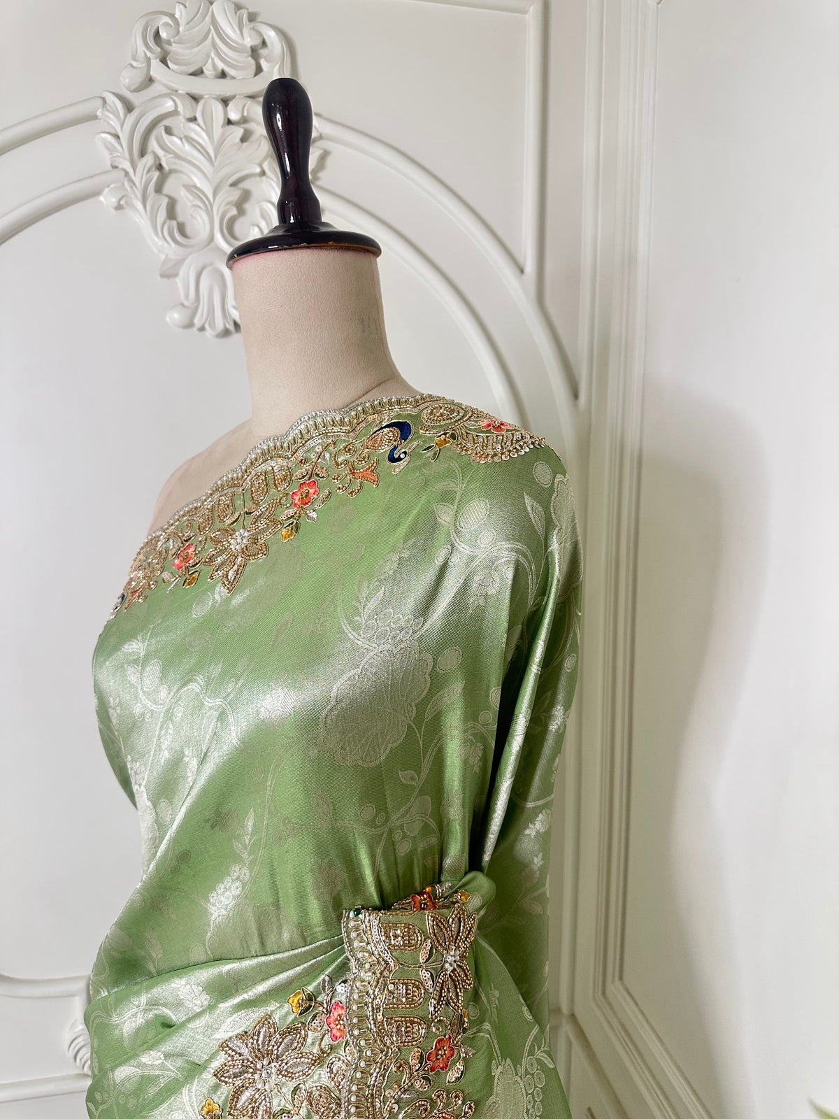 Pista saree by Mamta Saree - pallu detail