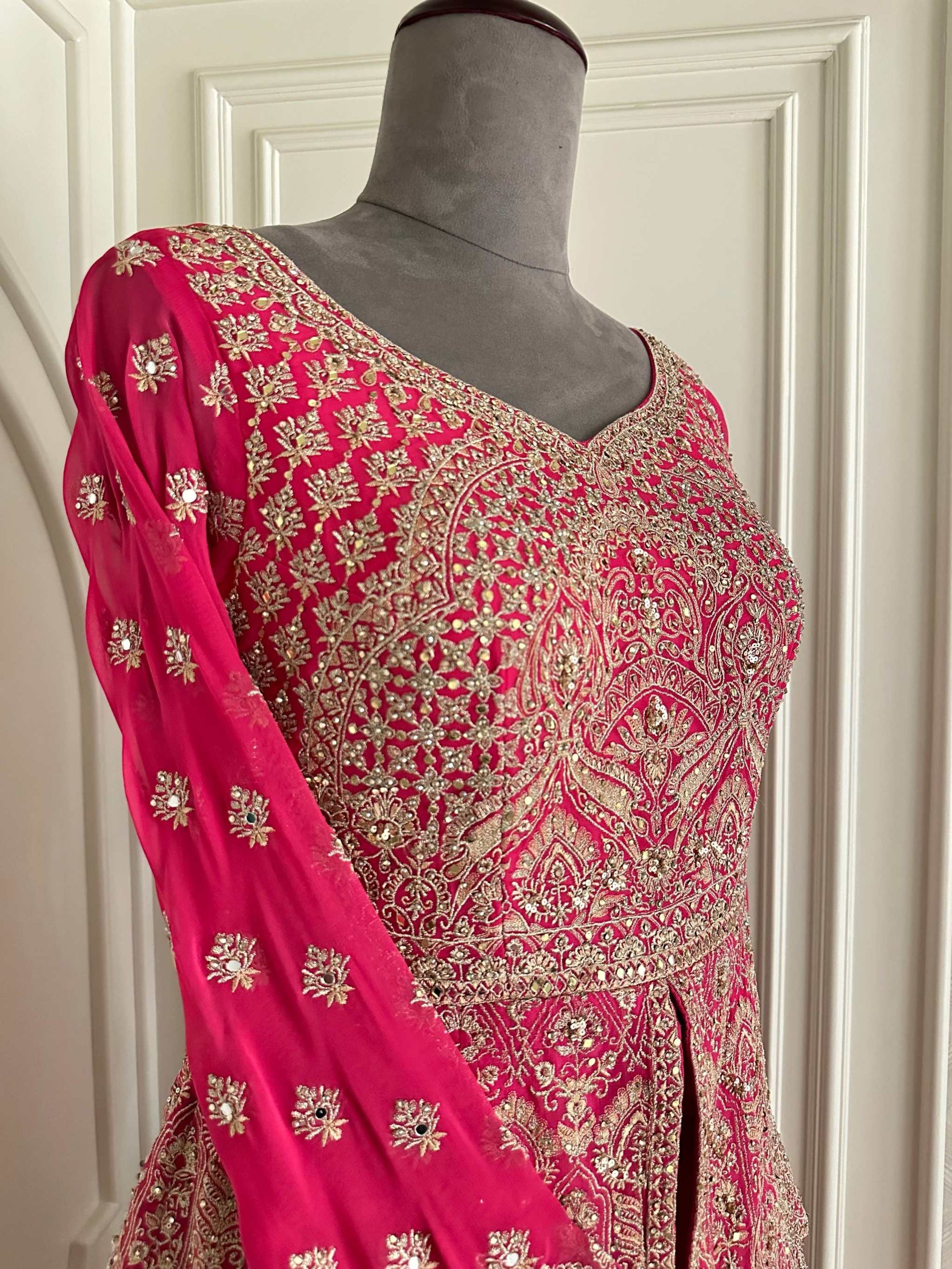 Long koti dress crafted from premium Georgette fabric | MAMTA SAREE 