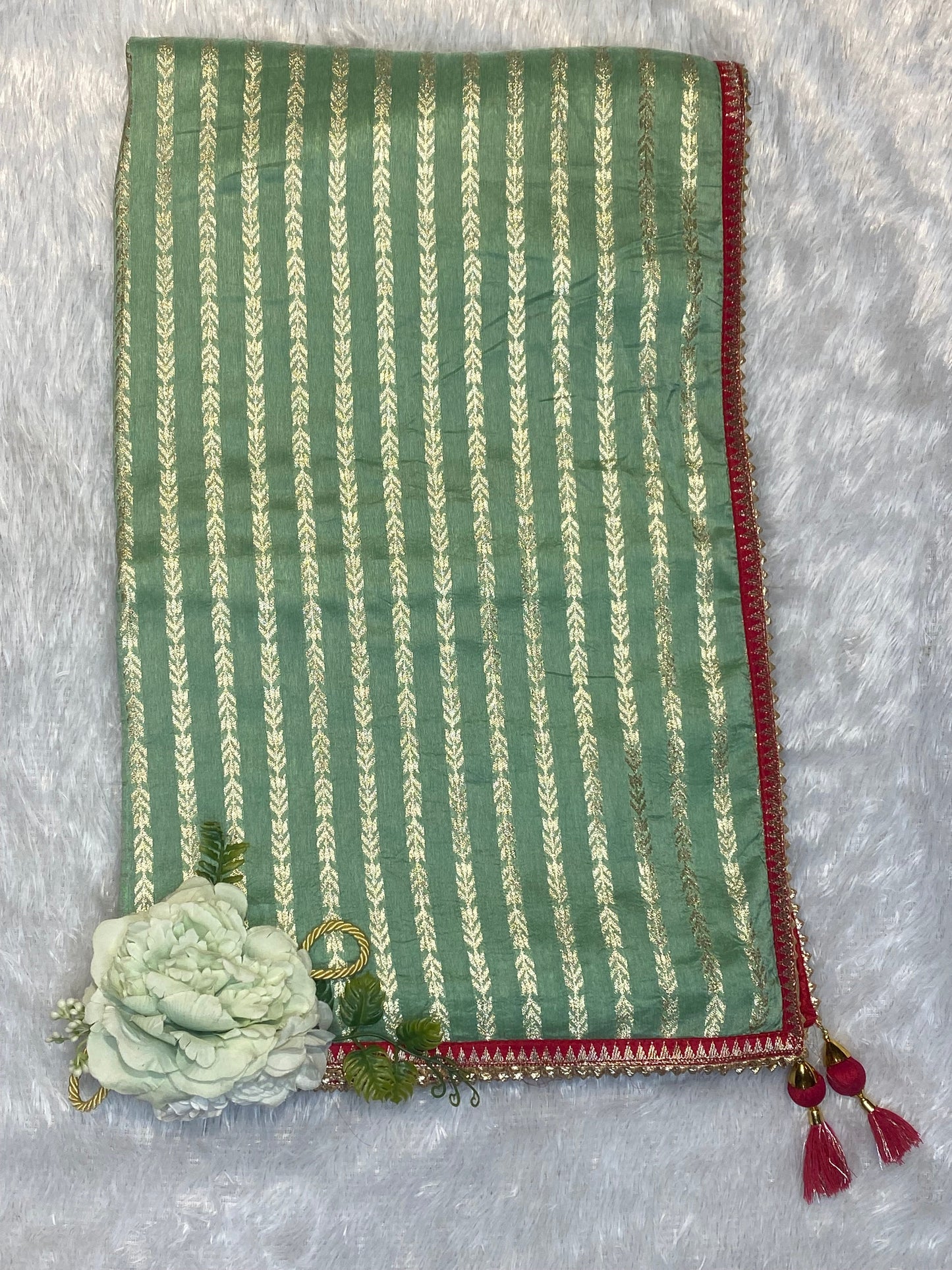 SOFT DOLA SILK SAREE WITH CONTRAST BORDER