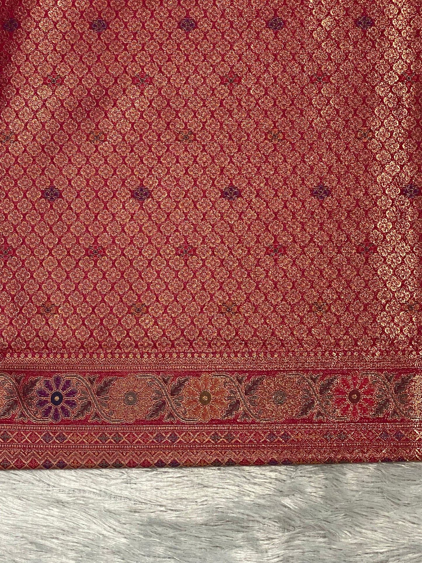Soft silk saree with contrast border