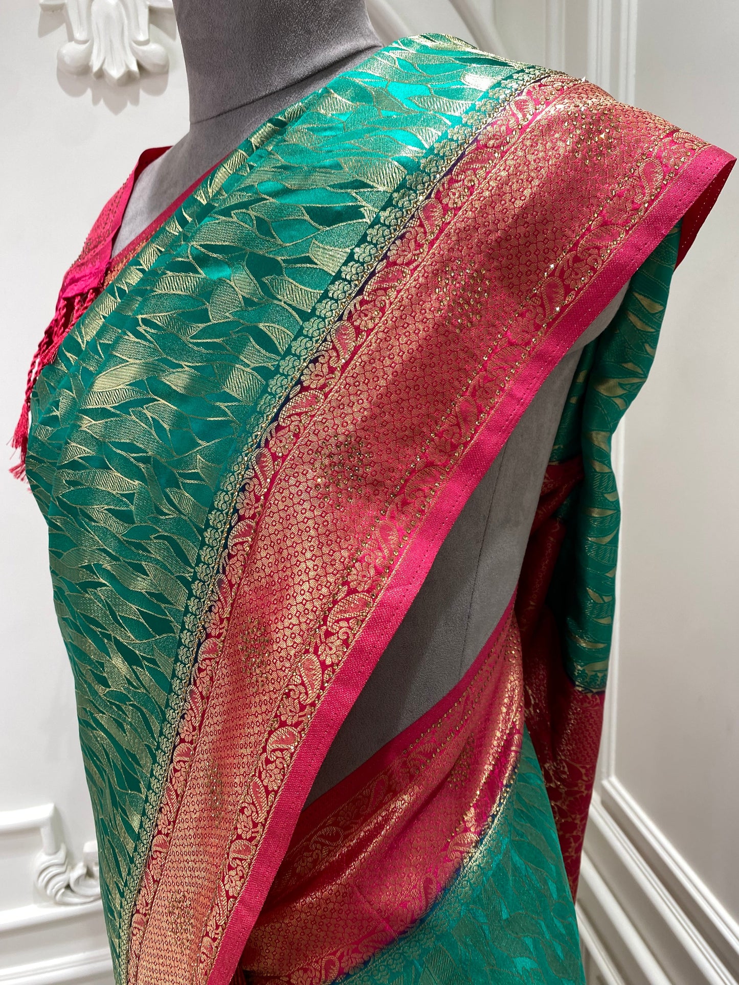 Soft silk saree with contrast border