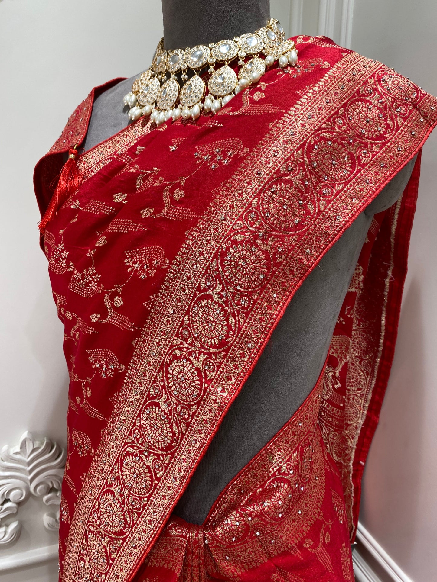 Dola silk saree
