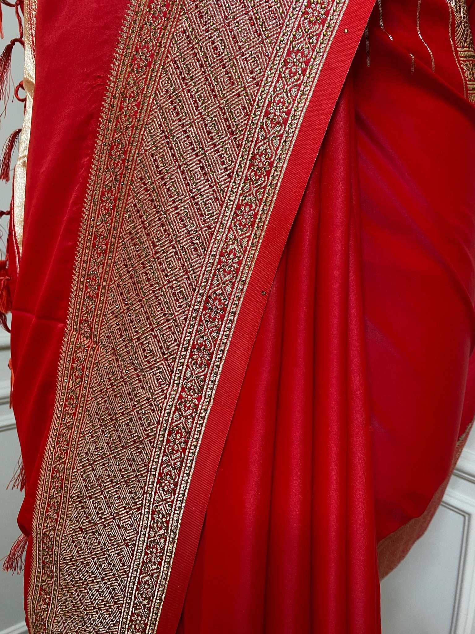 Banarsi Red plain border saree