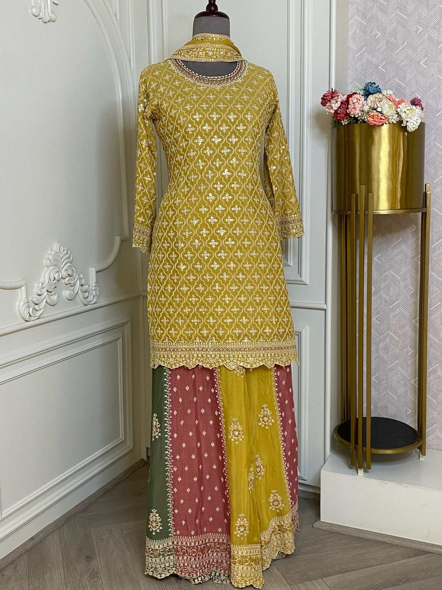 Chinnon Fabric Skirt Set