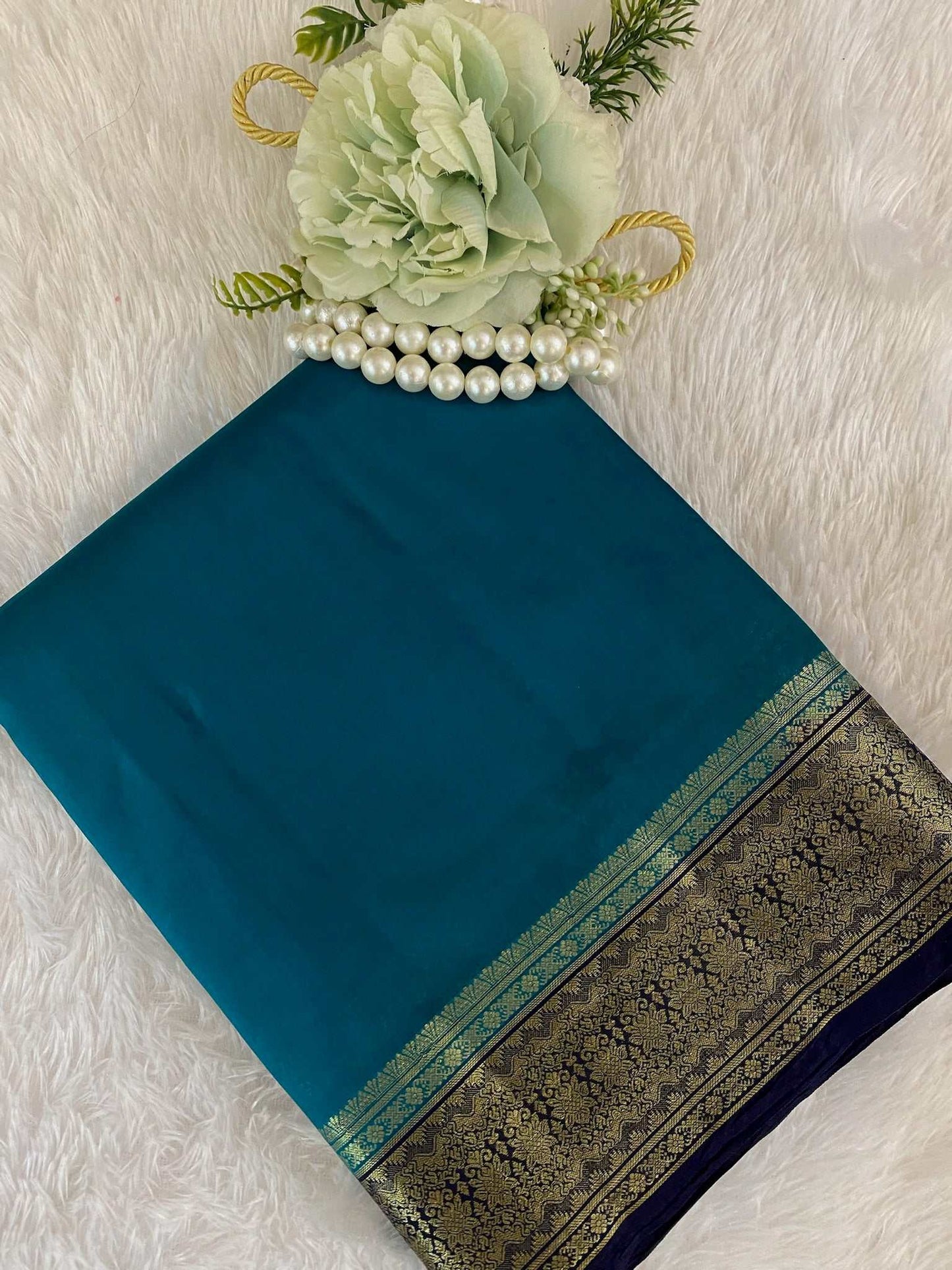 badge Green Zariwork Pure Silk Saree
