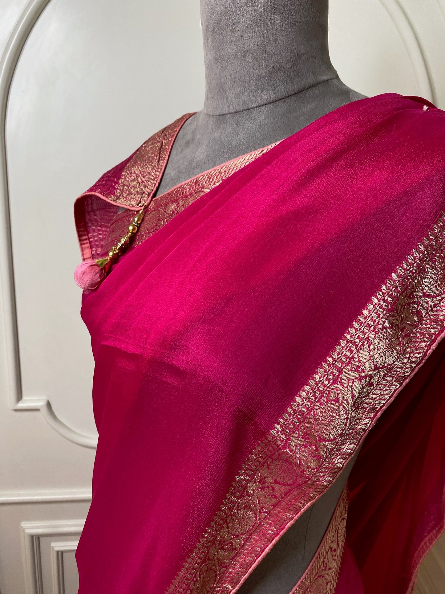 PLAIN BORDER CHINNON FABRIC SAREE