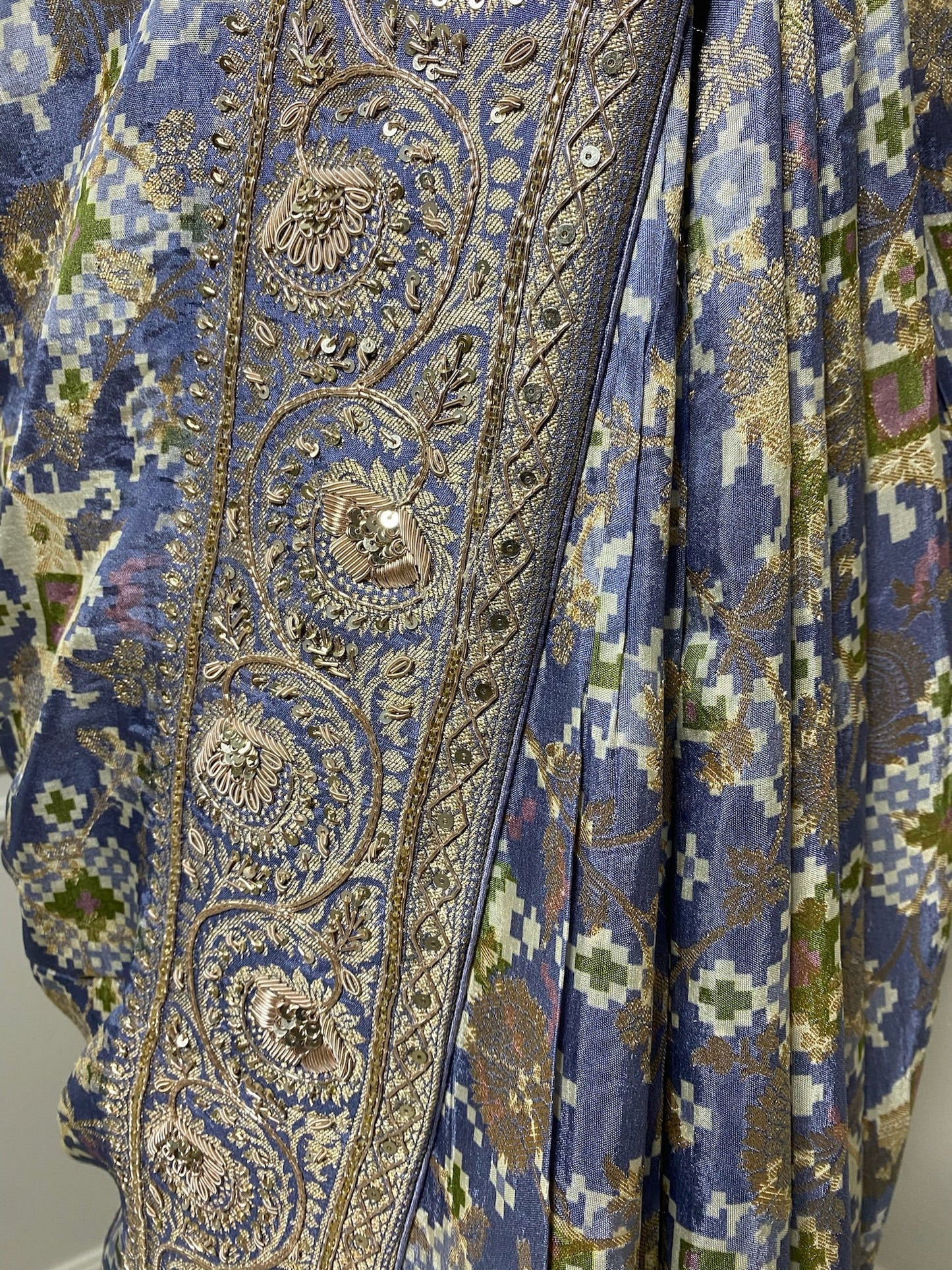 traditonal Patola print with hand work border